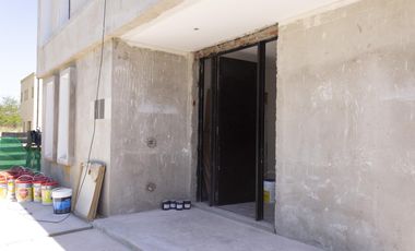 Casa en venta 5 ambientes en Araucarias, Puertos del Lago