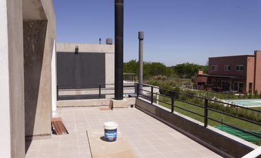 Casa en venta 5 ambientes en Araucarias, Puertos del Lago