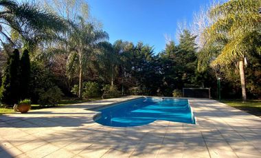 Casa en venta - 4 Dormitorios 4 Baños - Cocheras - 5.229Mts2 - Exaltación de la Cruz