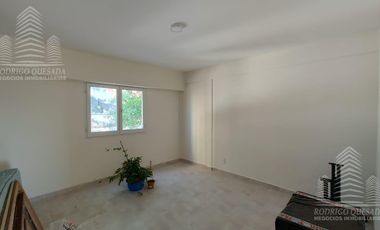 Departamento  de 3 ambientes en Costa Azul.