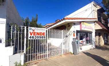 Casa + Local en  Venta en Viila Gobernador Galvez