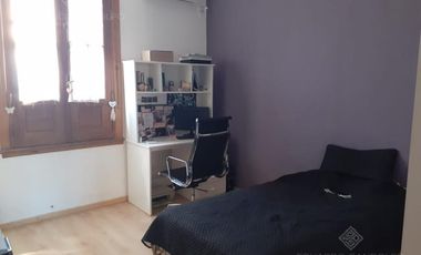 Chalet de Estilo reciclado a nuevo con pileta - EXCELENTE!!!