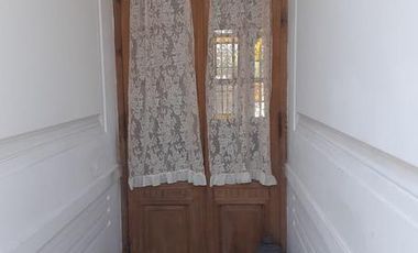 Chalet de Estilo reciclado a nuevo con pileta - EXCELENTE!!!