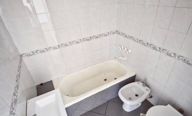 oportunidad departamento 3 AMBIENTES con cochera - CENTRO SAN MARTIN