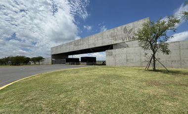 Terreno con frente sur en Vida Club de Campo - 61