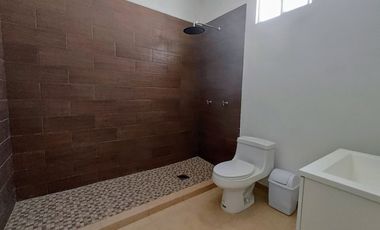 CASA RESIDENCIAL EN VENTA EN VILLA JARDÍN, LERDO,DGO.