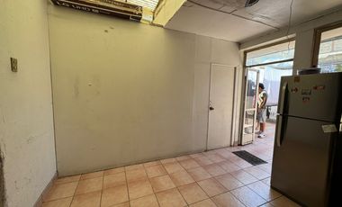 SE VENDE CASA EN RECOLETA IDEAL PARA INVERSION