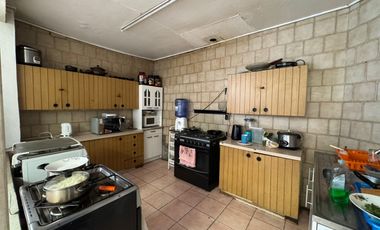 SE VENDE CASA EN RECOLETA IDEAL PARA INVERSION