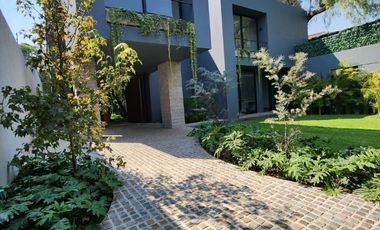 Casa en Venta en Jardines del Pedregal Álvaro Obregón