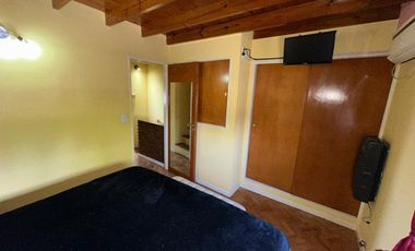 Venta Triplex en Zona Residencial de Monte Grande