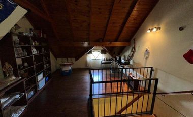 Venta Triplex en Zona Residencial de Monte Grande