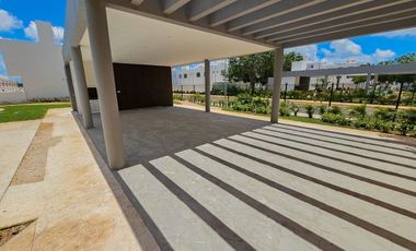 Casa · 3 Recámaras · Jardines del Sur 6 · Alberca · Seguridad · Remodelada