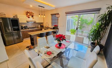 Casa · 3 Recámaras · Jardines del Sur 6 · Alberca · Seguridad · Remodelada