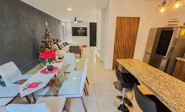 Casa · 3 Recámaras · Jardines del Sur 6 · Alberca · Seguridad · Remodelada