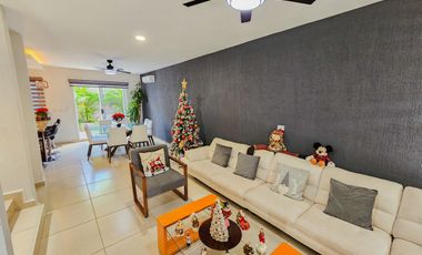 Casa · 3 Recámaras · Jardines del Sur 6 · Alberca · Seguridad · Remodelada