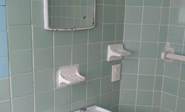 EDIFICIO EN VENTA, NUEVA SANTA MARÍA, EN ESQUINA FRENTE A PARQUE