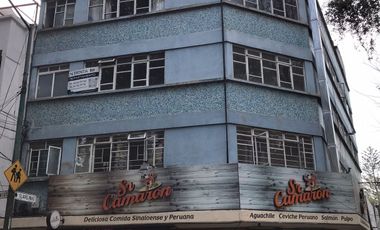 EDIFICIO EN VENTA, NUEVA SANTA MARÍA, EN ESQUINA FRENTE A PARQUE