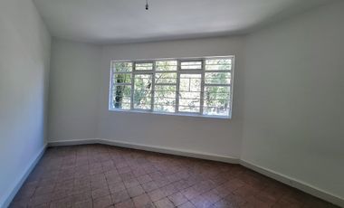 EDIFICIO EN VENTA, NUEVA SANTA MARÍA, EN ESQUINA FRENTE A PARQUE