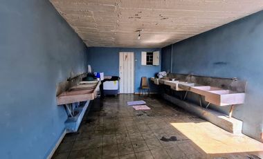 EDIFICIO EN VENTA, NUEVA SANTA MARÍA, EN ESQUINA FRENTE A PARQUE