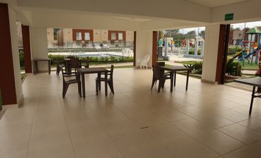 VENDE / ARRIENDA CASA EN CONJUNTO CERRADO