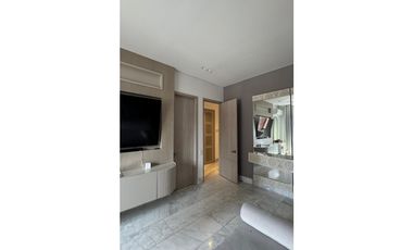 VENTA DE EXCLUSIVO APARTAMENTO EN BUEN SECTOR DE LACIUDAD