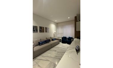 VENTA DE EXCLUSIVO APARTAMENTO EN BUEN SECTOR DE LACIUDAD