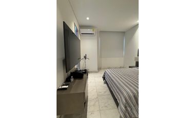 VENTA DE EXCLUSIVO APARTAMENTO EN BUEN SECTOR DE LACIUDAD