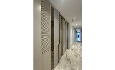 VENTA DE EXCLUSIVO APARTAMENTO EN BUEN SECTOR DE LACIUDAD