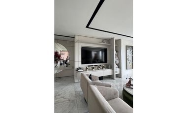 VENTA DE EXCLUSIVO APARTAMENTO EN BUEN SECTOR DE LACIUDAD