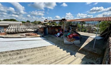 Casa trifamiliar en venta - Barrio Los Robles Palmira Valle Colombia