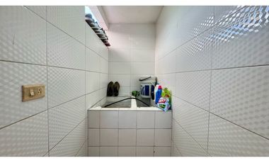 Casa trifamiliar en venta - Barrio Los Robles Palmira Valle Colombia