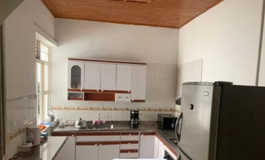 SE VENDE CASA DUPLEX EN EL CENTRO