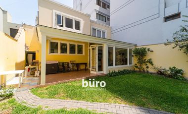 CASA EN VENTA A POCOS PASOS DE LA  PASTELERIA SAN ANTONIO MAGDALENA