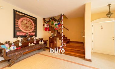 CASA EN VENTA A POCOS PASOS DE LA  PASTELERIA SAN ANTONIO MAGDALENA