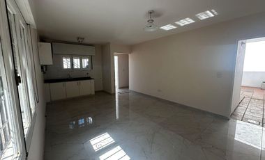 Complejo Cerrado - 3 Dorm (1 en suite) - Reciclado - Patio