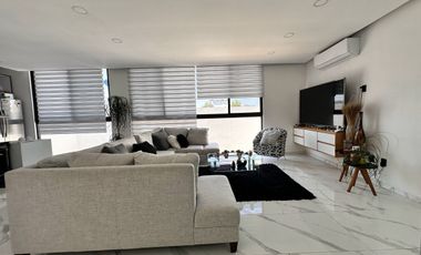 CASA EN CONDOMINIO EN VENTA EN VALLE IMPERIAL, ZAPOPAN.