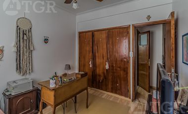 Semipiso en venta en Recoleta, 3 Dormitorios con Dependencia y Balcon corrido al frente