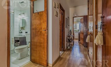 Semipiso en venta en Recoleta, 3 Dormitorios con Dependencia y Balcon corrido al frente