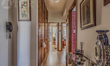 Semipiso en venta en Recoleta, 3 Dormitorios con Dependencia y Balcon corrido al frente