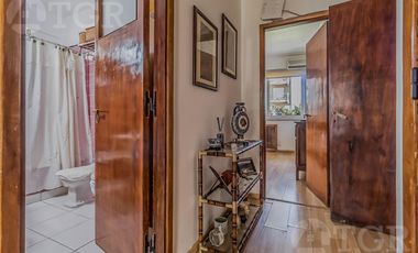 Semipiso en venta en Recoleta, 3 Dormitorios con Dependencia y Balcon corrido al frente
