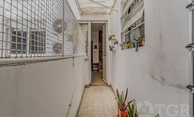 Semipiso en venta en Recoleta, 3 Dormitorios con Dependencia y Balcon corrido al frente