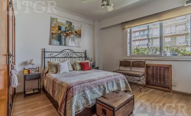 Semipiso en venta en Recoleta, 3 Dormitorios con Dependencia y Balcon corrido al frente