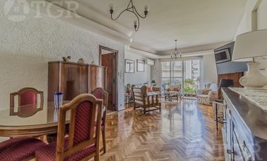 Semipiso en venta en Recoleta, 3 Dormitorios con Dependencia y Balcon corrido al frente