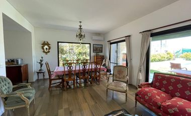 Casa - Santa Elena