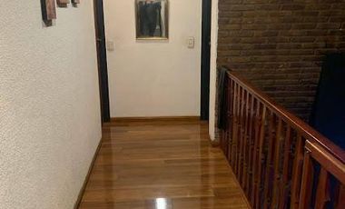 Casa en venta - 4 Dormitorios 2 Baños - Cocheras - 200Mts2 - Burzaco