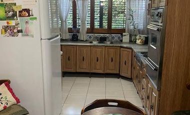 Casa en venta - 4 Dormitorios 2 Baños - Cocheras - 200Mts2 - Burzaco
