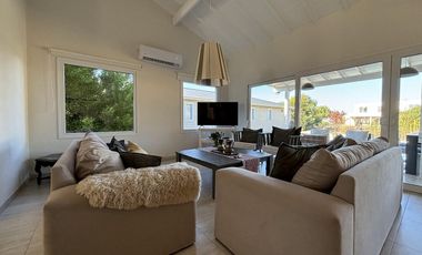Casa en Venta- Golf 2 Lote 612 de Costa Esmeralda - Cul de sac - Una planta