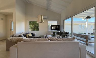 Casa en Venta- Golf 2 Lote 612 de Costa Esmeralda - Cul de sac - Una planta