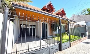 Casa 5 ambientes en Quilmes -Apto credito