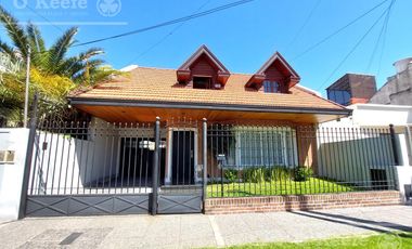 Casa 5 ambientes en Quilmes -Apto credito